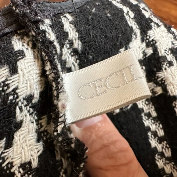 Cecil McBee Black and White Plaid Herringbone Romper size Medium - Picture 4 of 5